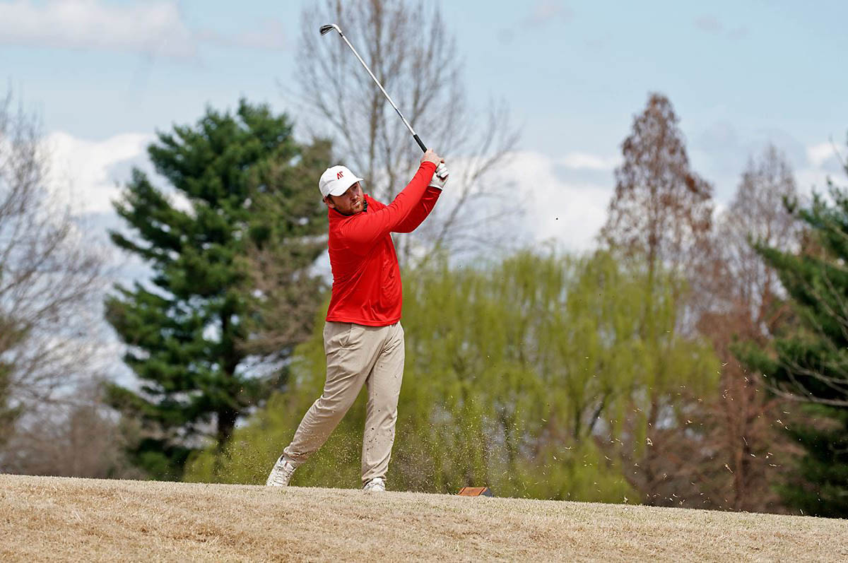 APSU Men&rsquo;s Golf sits in tenth at National Intercollegiate