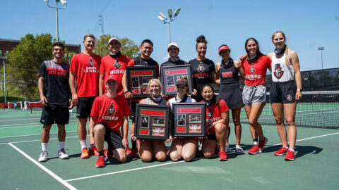 Austin Peay State University Men’s and Women’s Tennis teams receive regional ITA Community Service honors. (APSU Sports Information) Austin Peay State University Men’s and Women’s Tennis teams receive regional ITA Community Service honors. (APSU Sports Information)