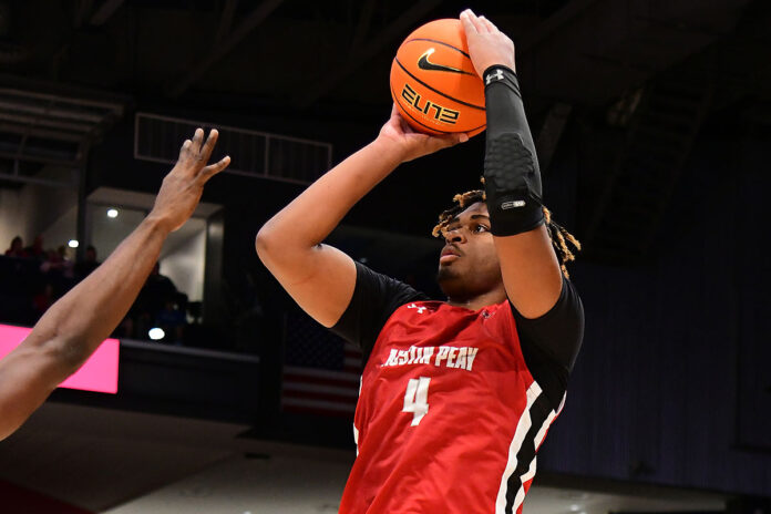 Austin Peay State University Men's Basketball freshman Elijah Hutchins-Everett recorded the game-winning basket with 2.3 seconds remaining. (APSU Sports Information)