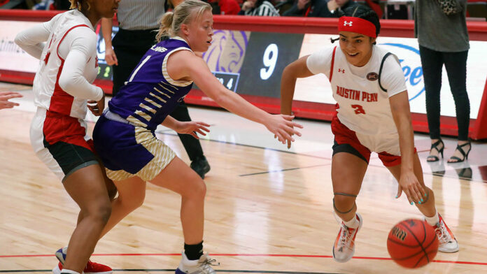 Austin Peay State University Women's Basketball has Three in Double-Figures in home win over North Alabama. (Robert Smith, APSU Sports Information)