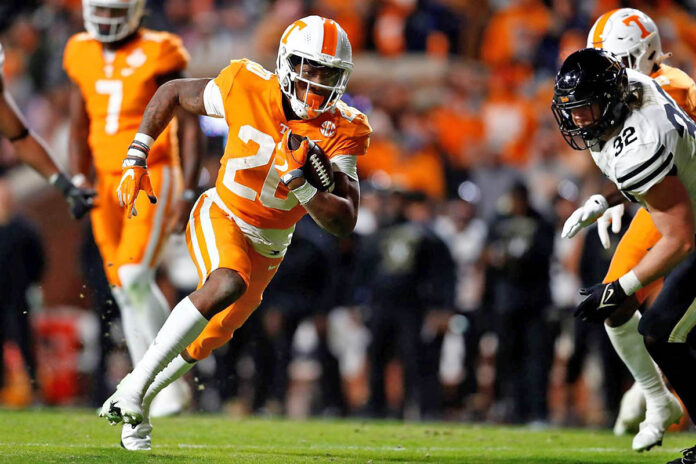 Tennessee Vols Football Runs Through Vanderbilt Commodores at Neyland Stadium in Regular Season Finale, 45-21. (UT Athletics)