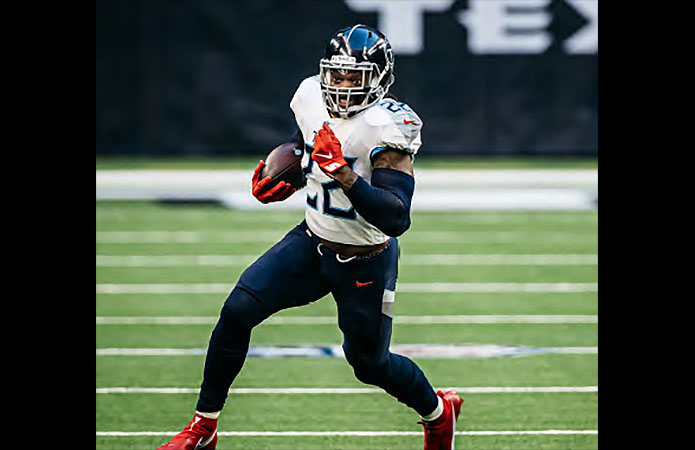 Tennessee Titans take on Houston Texans at Nissan Stadium, Sunday