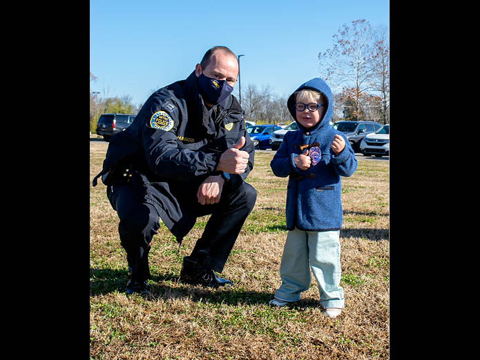 Metro Nashville Police Department to hold Toy Drive at Nashville Zoo