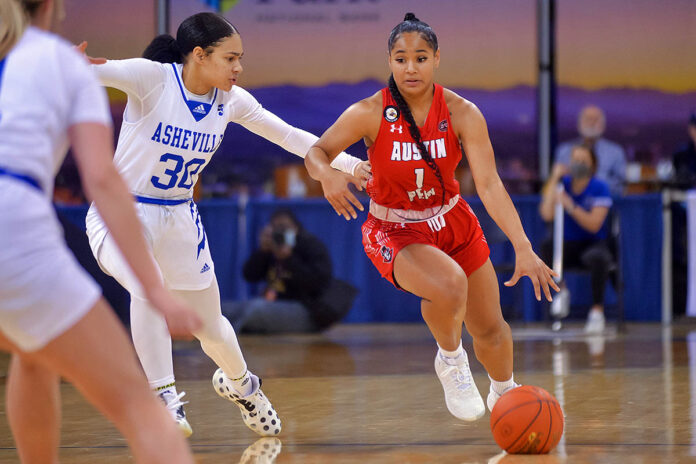 Austin Peay State University Women's Basketball graduate student karle Pace scores 20 points in win over UNC Asheville. (APSU Sports Information)