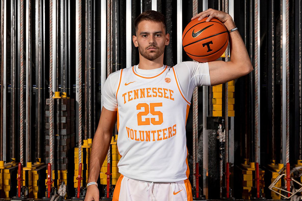 14 Tennessee Vols Basketball hits the road for clash with 19 Alabama