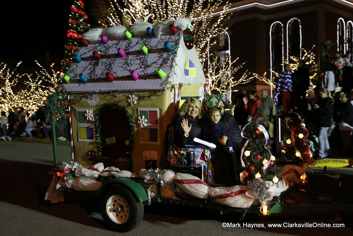 Clarksville Christmas Parade 2022 2021 Clarksville Christmas Parade (258) - Clarksville Online