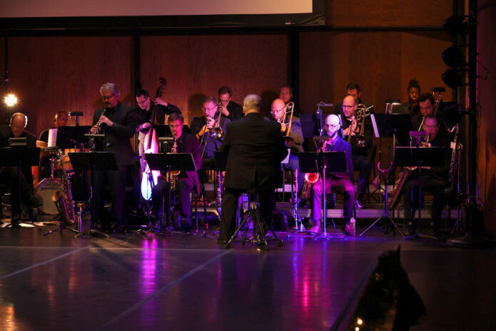 Gateway Chamber Orchestra. (Mark Haynes, ClarksvilleOnline.com)