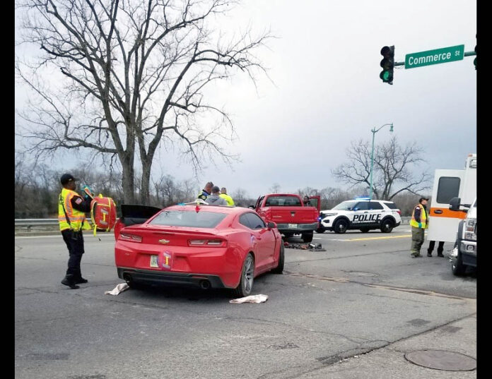 Wreck on Riverside Drive at Commerce Street intersection. (Sgt. Slaven, Clarksville Police Department)