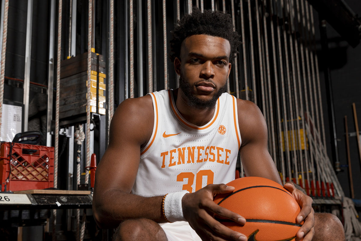 #13 Tennessee Vols Basketball travels south to face Georgia, Tuesday