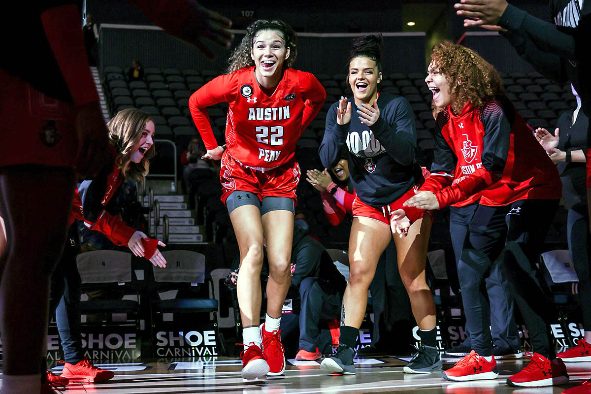 Austin Peay State University Women&rsquo;s Basketball plays Saint Mary&rsquo;s at Women&rsquo;s Basketball Invitational
