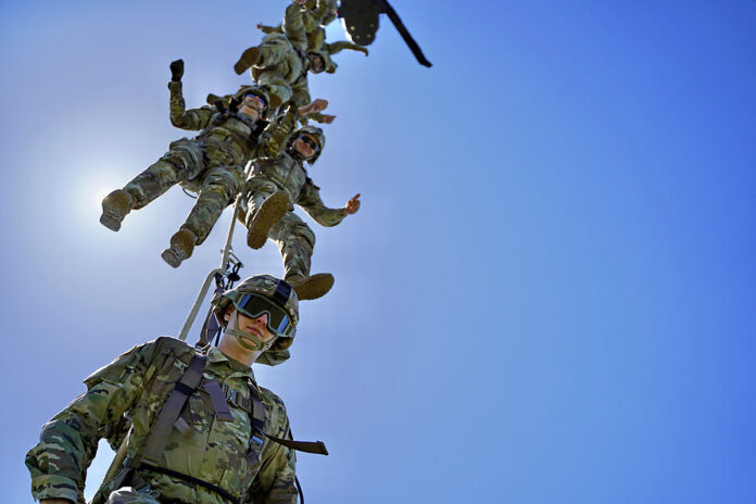 101st Airborne Division (Air Assault) 3rd Brigade Combat Team soldiers conduct Special Insertion/Extraction System (SPIES) training. (Sgt. Erik Hill)