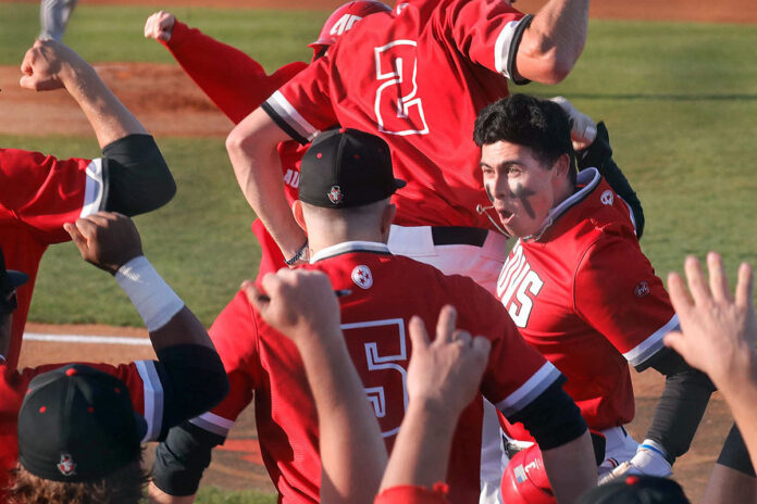 Austin Peay State University Baseball's Gino Avros, TJ Foreman power Govs past Southern Illinois at Raymond C. Hand Park. (Robert Smith, APSU Sports Information)