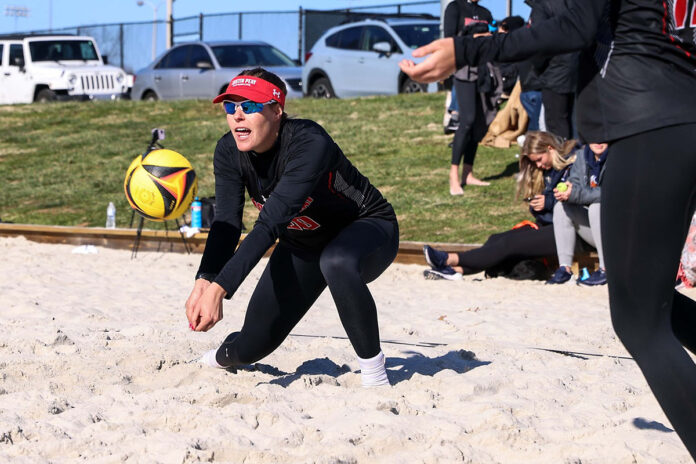 Austin Peay State University Beach Volleyball falls to North Alabama 4-1, rallies to sweep Eastern Illinois 5-0 at EKU Beach Tournament. (Eric Elliot, APSU Sports Information)