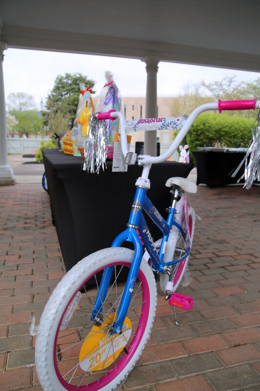 Sigma Chi 15th Annual Easter Egg Hunt at the APSU President's mansion on Saturday, April 16th, 2022. (Tony Centonze, ClarksvilleOnline.com)