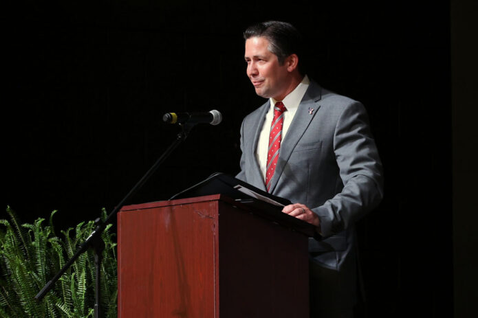 Keynote Speaker Wes Golden. (Mark Haynes, Clarksville Online)