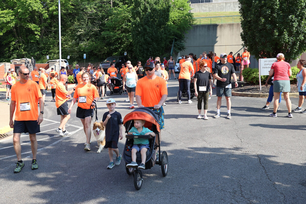 Sixth Annual Run for C.O.P.S. (Mark Haynes, Clarksville Online)