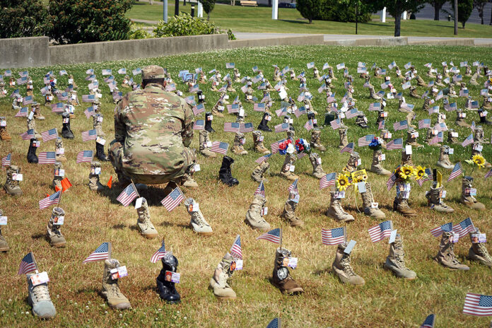 Fort Campbell holds annual Boots on the Ground display to honor the fallen. {Sgt. 1st Class Jacob Connor, 101st Airborne Division (Air Assault))