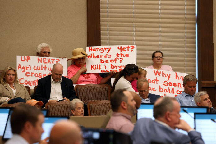 Citizens against the rezoning of farmland for the Killebrew Development project. (Mark Haynes, Clarksville Online)