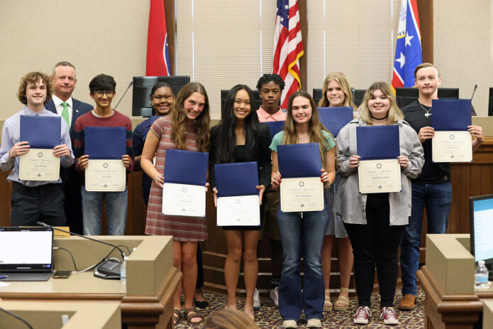 Mayor’s Emerging Leaders with Certificates of Appreciation. (Mark Haynes, Clarksville Online)