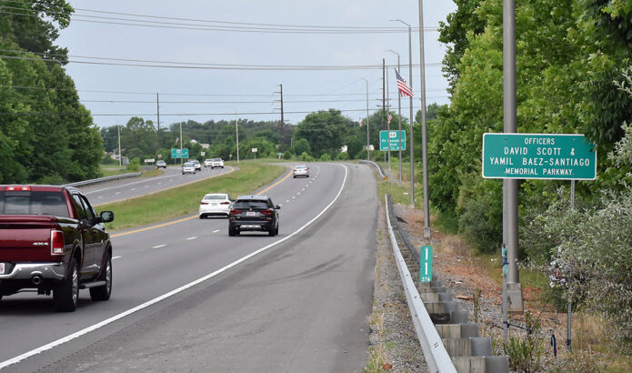 Officers David Scott and Yamil Baez-Santiago Memorial Parkway