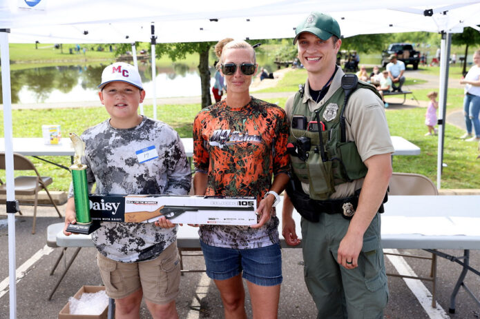 Hunter Garton won the most weight at 7lbs 93oz. (Mark Haynes, Clarksville Online)