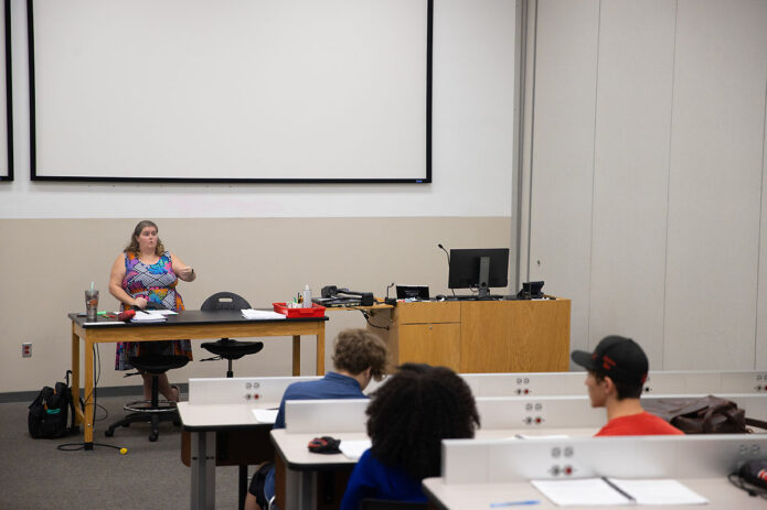 AVID tutor Suzanne Mapps leads one of the morning classes at Sundquist Science Complex. (APSU) 
