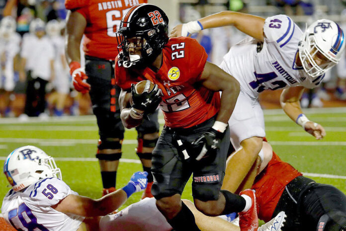 Austin Peay State University Fotoball romps to blowout win, post first shutout of Scotty Walden era. (Robert Smith, APSU Sports Information)