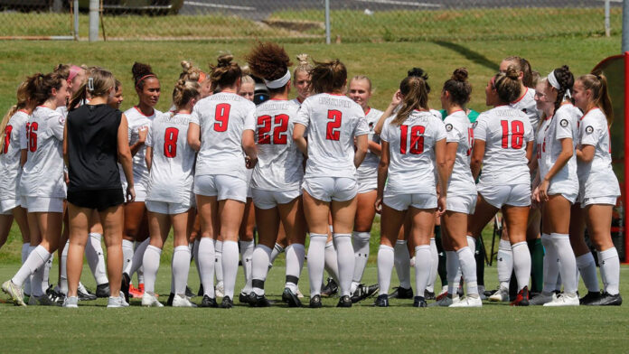 Govs face Royals in regular-season finale