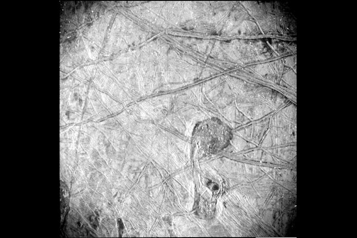 Surface features of Jupiter’s icy moon Europa are revealed in an image obtained by Juno’s Stellar Reference Unit (SRU) during the spacecraft’s Sept. 29, 2022, flyby. (Credit: NASA/JPL-Caltech/SwRI)