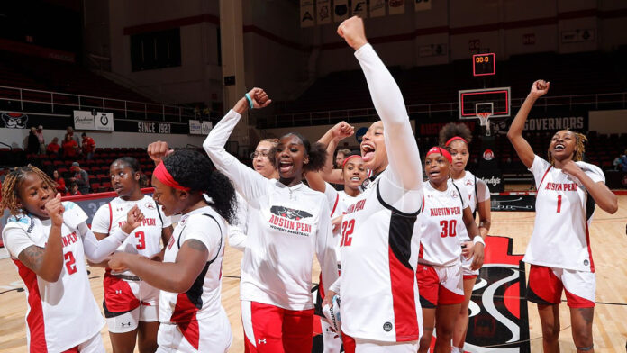 Yamia Johnson leads Austin Peay State University Women's Basketball to commanding season-opening victory over Cumberland. (Robert Smith, APSU Sports Information)