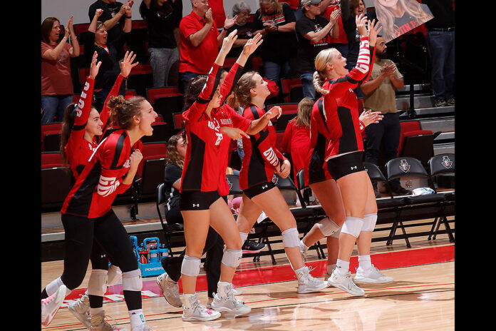 Tegan Seyring, Mikayla Powell power Austin Peay State University Volleyball to upset win over Kennesaw State. (Robert Smith, APSU Sports Information)