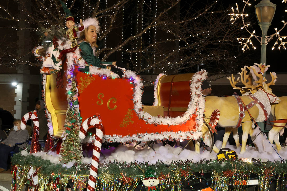 Clarksville Lighted Christmas Parade. (Mark Haynes, Clarksville Online) Clarksville Lighted Christmas Parade. (Mark Haynes, Clarksville Online)