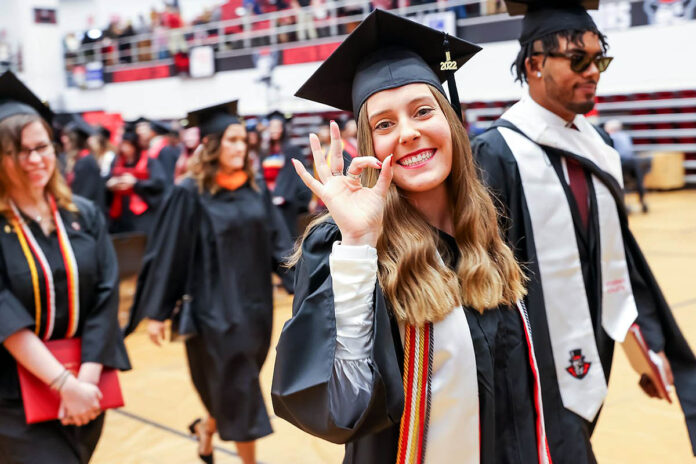 Austin Peay State University Athletics sees 15 Governors walk the line at the Winter 2022 Commencement, Friday. (Casey Crigger, APSU Sports Information)