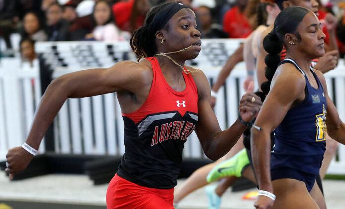 Austin Peay State University Track and Field's Kenisha Phillips dominates 400-meter dash for second win at Vanderbilt. (Robert Smith, APSU Sports Information)