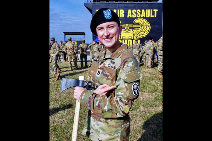 Blanchfield Army Community Hospital Physical Therapist Capt. Jennah Janney graduated top of her class Dec. 13 at the Sabalauski Air Assault School, Fort Campbell, Kentucky. (U.S. Army)