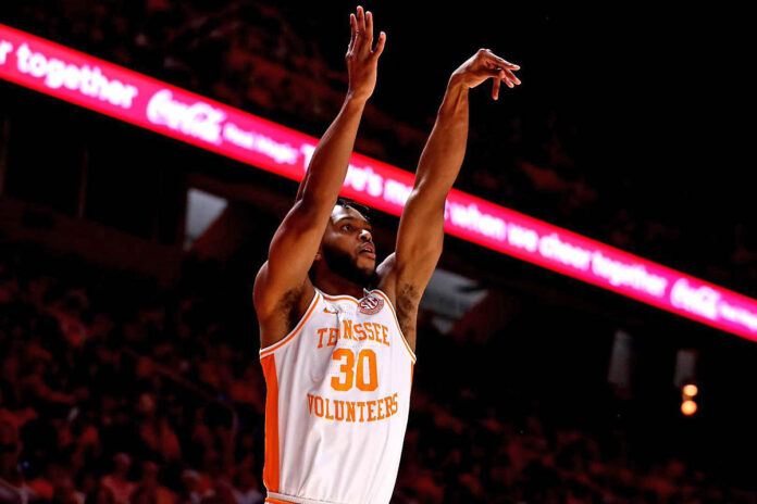 Josiah-Jordan James’ 18 Leads #11 Tennessee Vols Basketball Past South Carolina, 85-45. (UT Athletics)