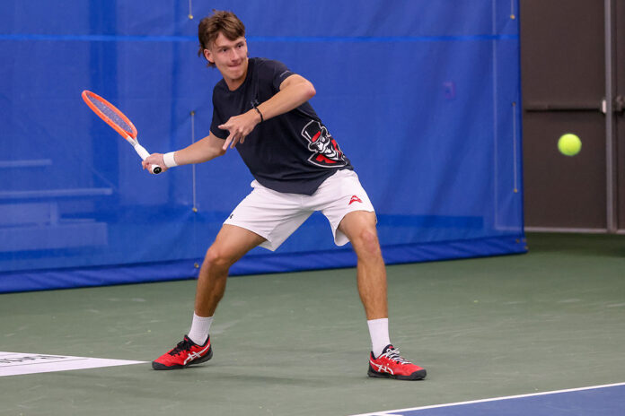 Austin Peay State University Men's Tennis falls to Florida Gulf Coast in ASUN play. (Alex Allard, APSU Sports Information)