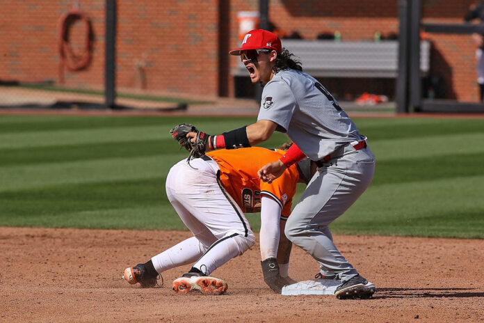 Austin Peay State University Baseball sweeps Friday doubleheader against Purdue Fort Wayne. (Gary Breedlove)