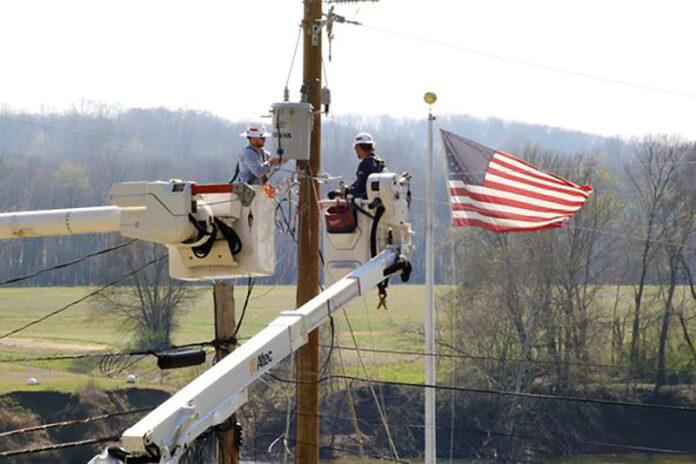 CDE Lightband crew out restoring power to Clarksville. (CDE)