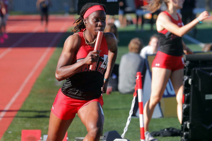 Kenisha Phillips wins 200-meter, Austin Peay State Univeristy Track and Field earns five top-20 finishes to open Joe Walker Invitational. (Robert Smith, APSU Sports Information)