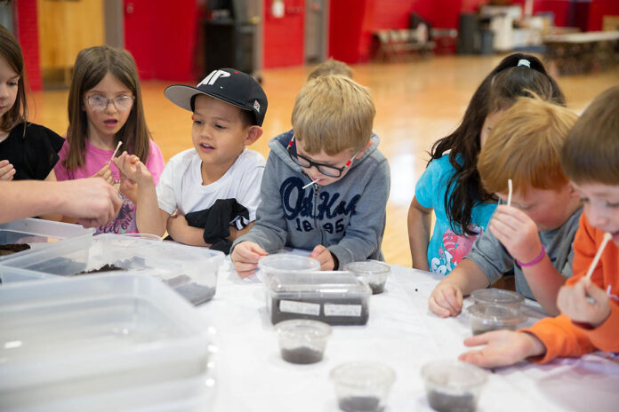 Sango Elementary School kindergarteners enjoy a STEM day at Austin Peay State University. (APSU)