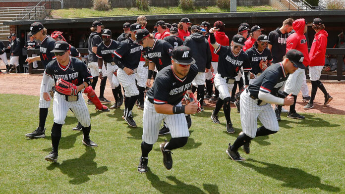 Senior Day, Mother's Day on tap as Austin Peay State University Baseball wraps up home schedule. (Robert Smith, APSU Sports Information)