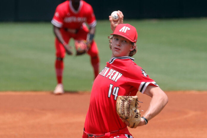 Jacob Weaver, Davin Pollard deal on the mound, send Austin Peay State University Baseball to ASUN Baseball Tournament. (Robert Smith, APSU Sports Information)