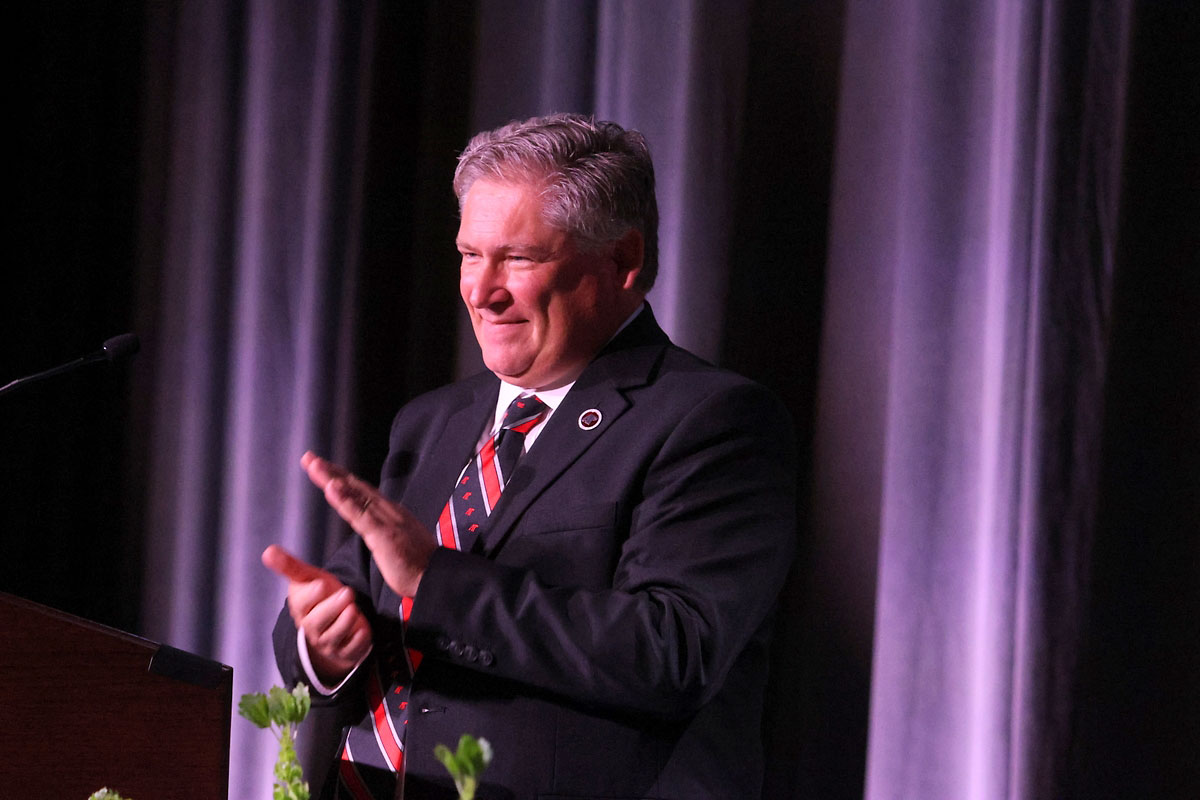 Austin Peay State University hosts 39th Annual Candlelight Ball at Omni Nashville Hotel. (Clarksville Online) Austin Peay State University hosts 39th Annual Candlelight Ball at Omni Nashville Hotel. (Clarksville Online)
