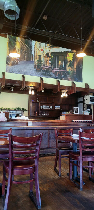 Casa D&rsquo;Italia Italian Restaurant. (Tony Centonze, Clarksville Online)