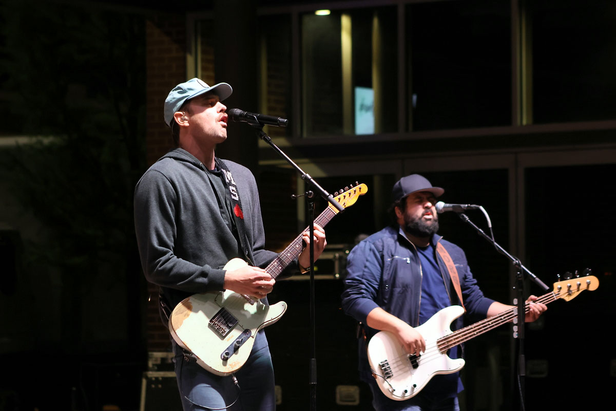 Matt Stell, Dalton Dover kick off 2023 Downtown @ Sundown season at Downtown Commons. (Clarksville Online) Matt Stell, Dalton Dover kick off 2023 Downtown @ Sundown season at Downtown Commons. (Clarksville Online)