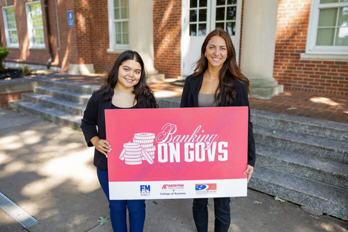 Austin Peay State University finance students Piper Conditt and Lesly Moreno. (APSU)