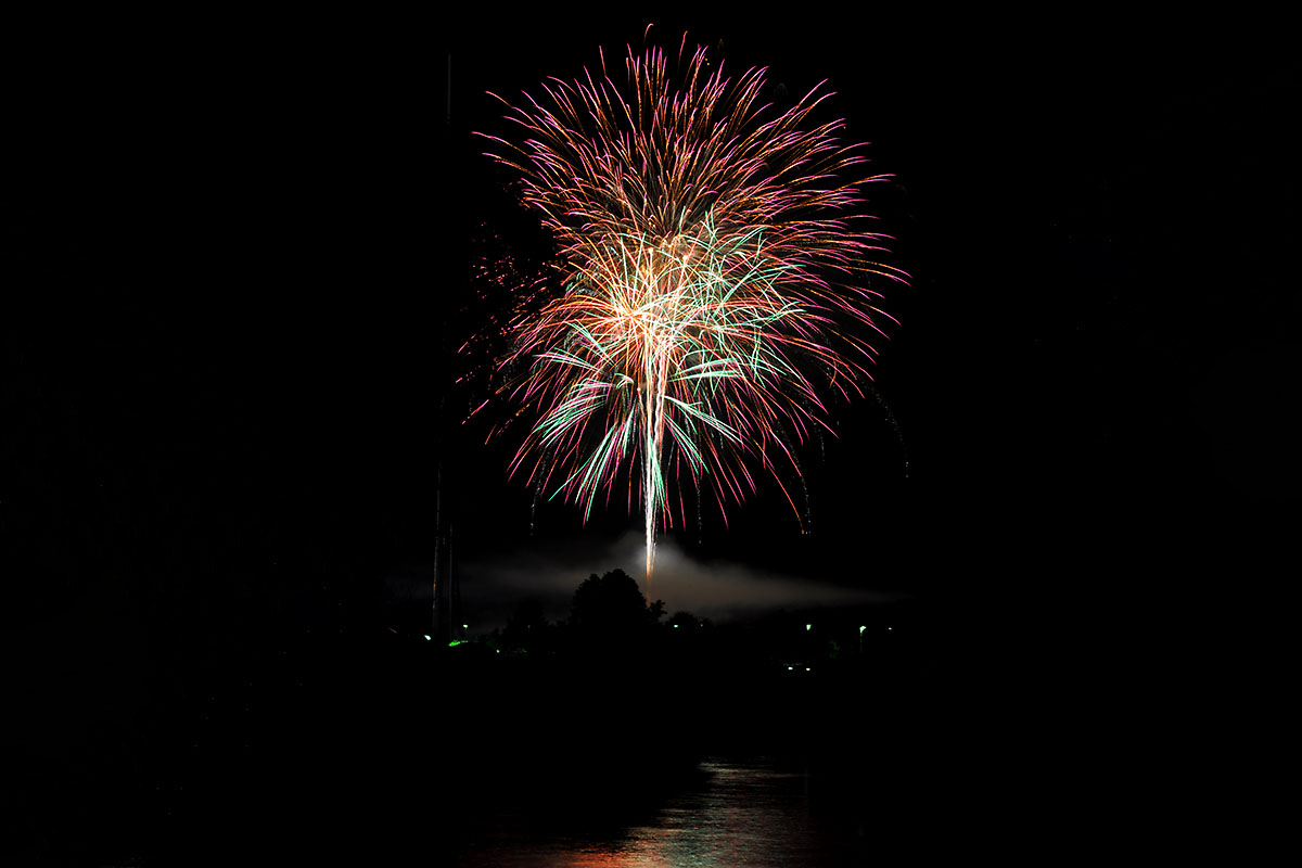 Clarksville’s Independence Day Celebration fireworks display. (David Smith) Clarksville’s Independence Day Celebration fireworks display. (David Smith)