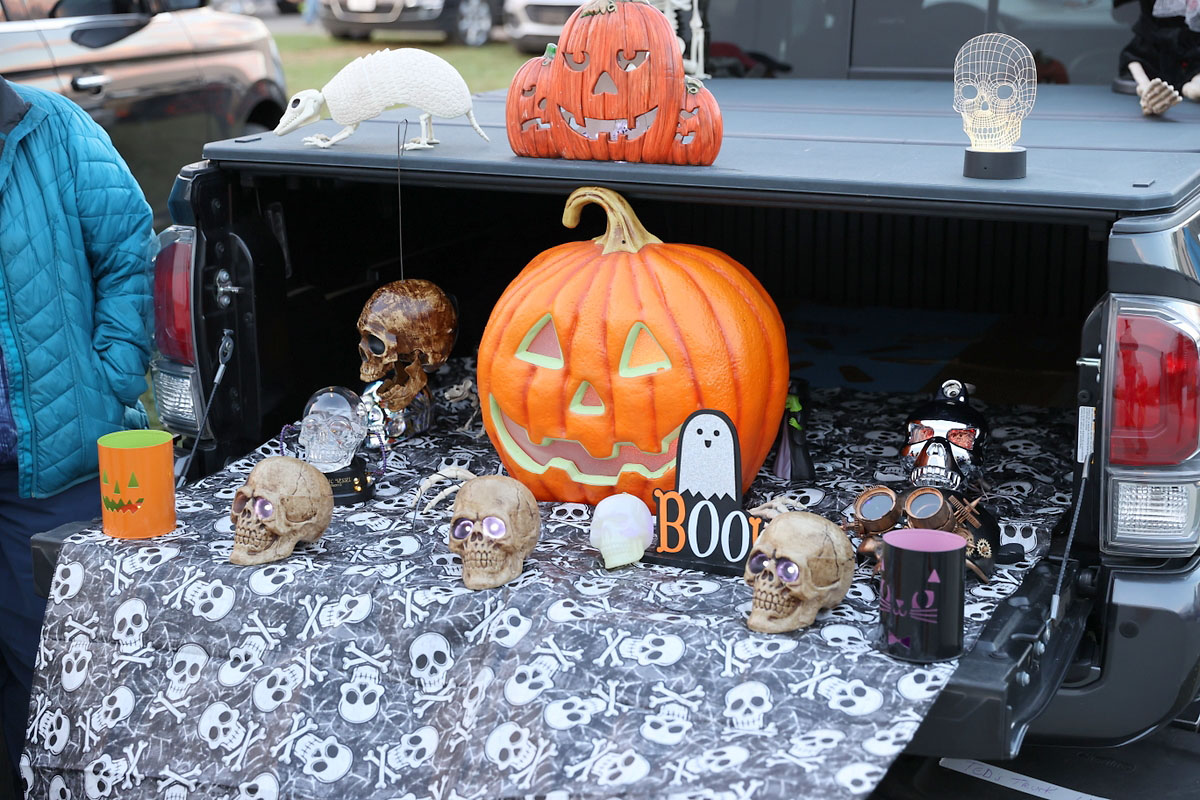 Hilltop Supermarket's Trunk or Treat (20) Clarksville Online