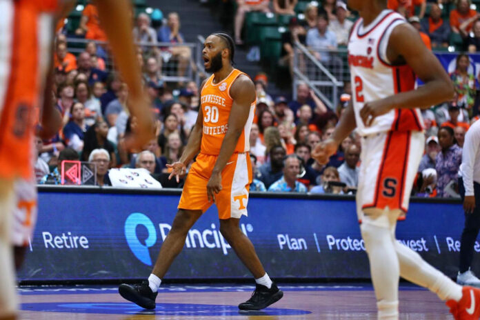 Shorthanded #7 Tennessee Vols Basketball Edges Syracuse, 73-56, to Open Maui Invitational. (UT Athletics)